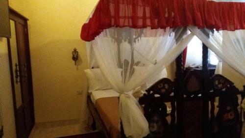 Chavda Hotel