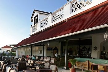 Africa House Hotel