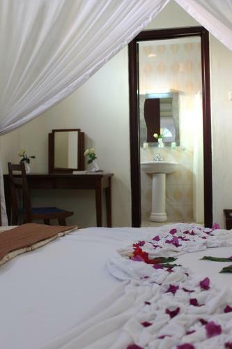 The Rosal Stone Town Hotel