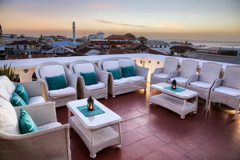 Maru Maru Hotel