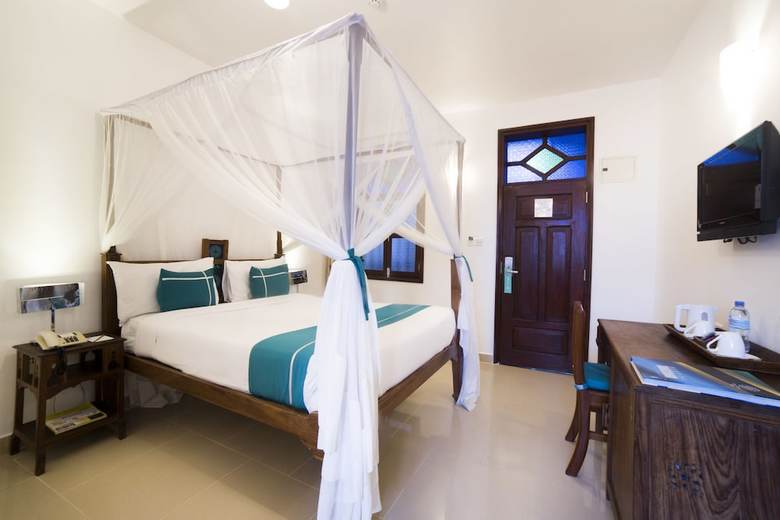 Maru Maru Hotel