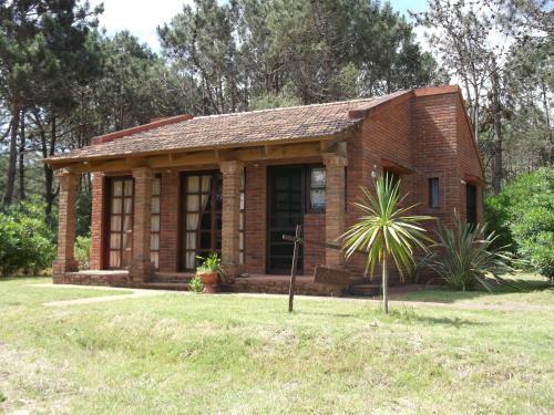 Lodge Adi Y Dina Caba�as