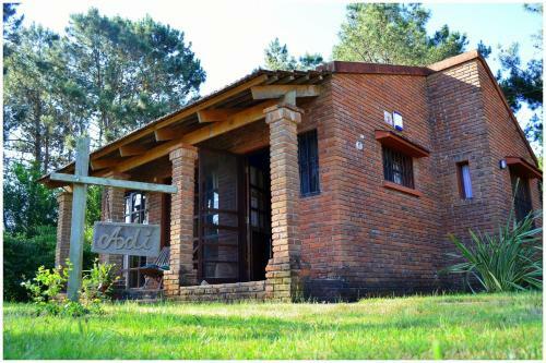 Lodge Adi Y Dina Caba�as