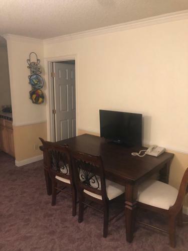 Hotel National 9 Inn