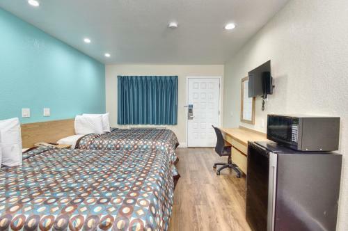 Motel 6 Buttonwillow North