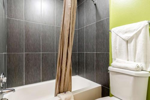 Motel 6 Buttonwillow Central