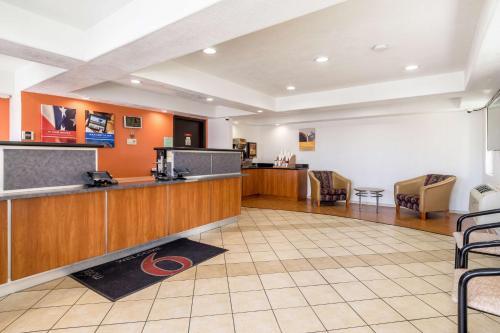 Motel 6 Buttonwillow Central