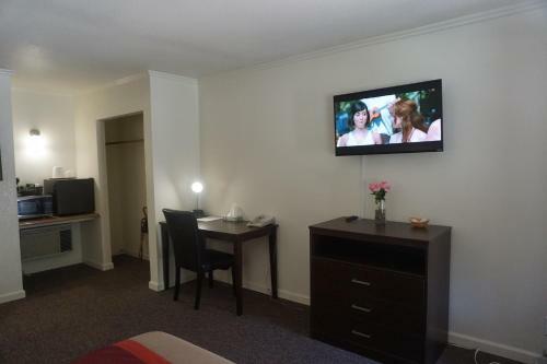 Blue Gum Motel