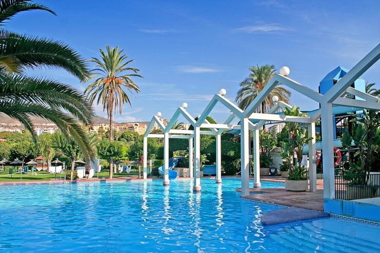Apartamento Select Benal Beach