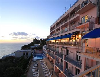 Hotel Mary