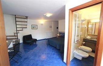 Hotel Mary