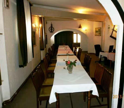 Hostal Rooms San