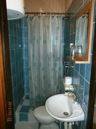 Hostal Rooms San