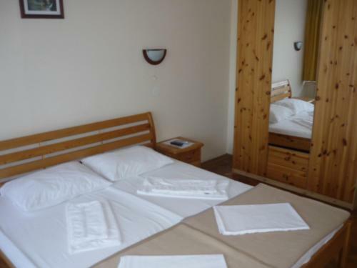 Hostal Rooms Bijela Ru?a