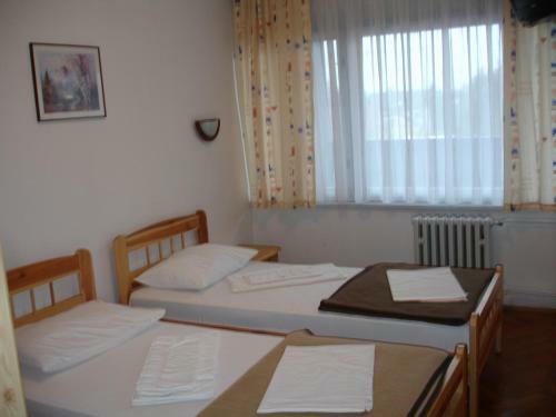 Hostal Rooms Bijela Ru?a