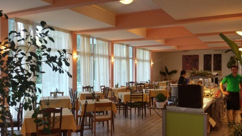 Hotel Ipsos Beach