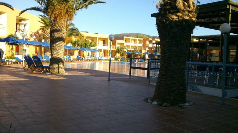 Hotel Rethymno Village
