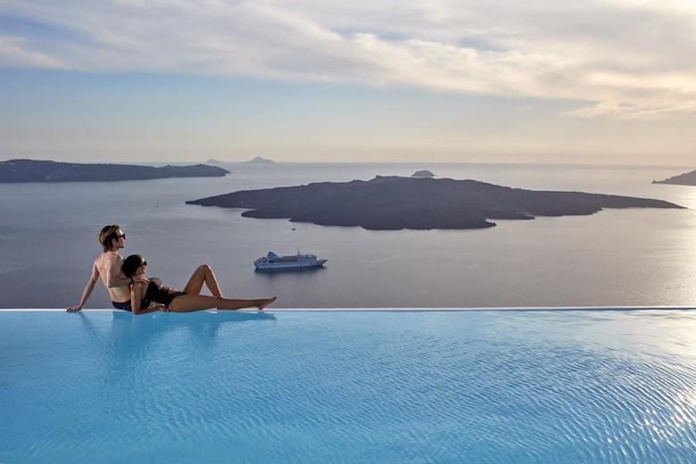 Hotel Cosmopolitan Suites