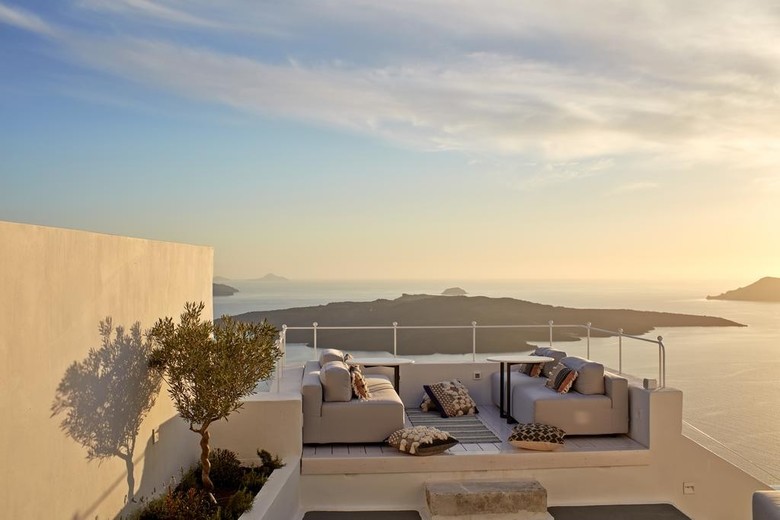 Hotel Cosmopolitan Suites