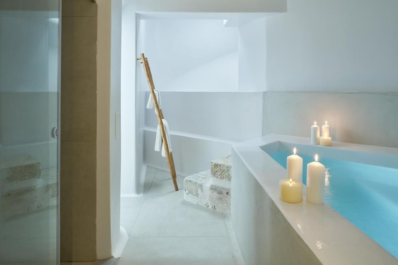 Hotel Cosmopolitan Suites