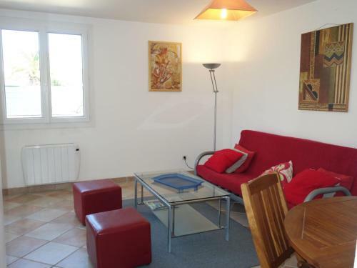 Two-bedroom Apartment R�sidence Aubanel 1