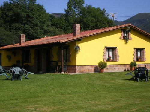 Apartamentos Rurales El Buxu
