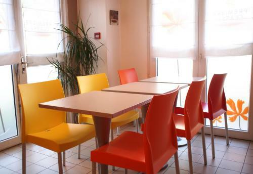 Hotel Premiere Classe Niort Est - Chauray