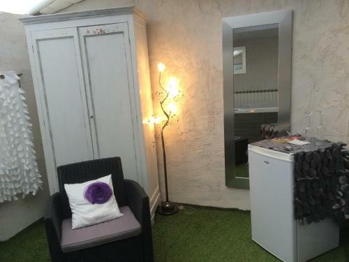 Hostal Les Chambres De Naevag