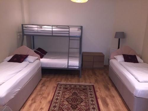 Aparthotel Lyall Apartment Hotel