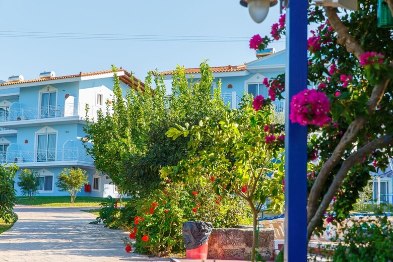 Filoxenia Apartments & Studios