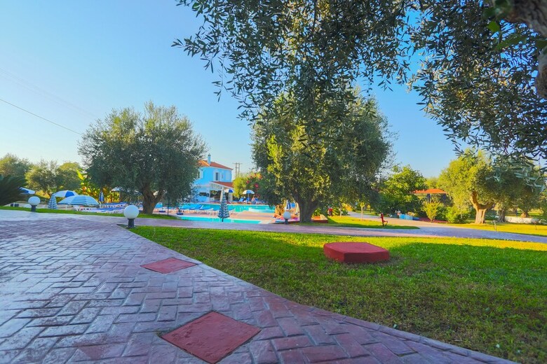 Filoxenia Apartments & Studios