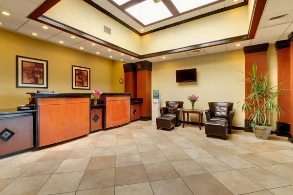 Hotel Best Western Plus Civic Center Inn