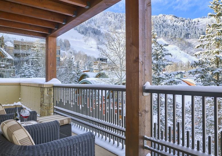 Hotel Residences At The Little Nell