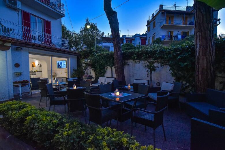 Villa Tina Hotel