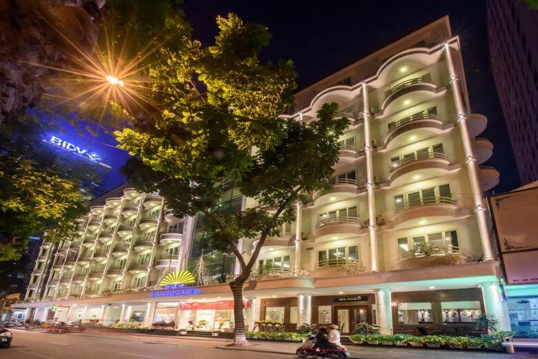 Hotel Thang Long Opera