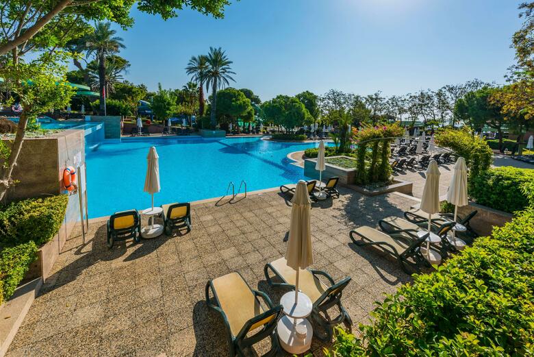 Hotel Gloria Verde Resort