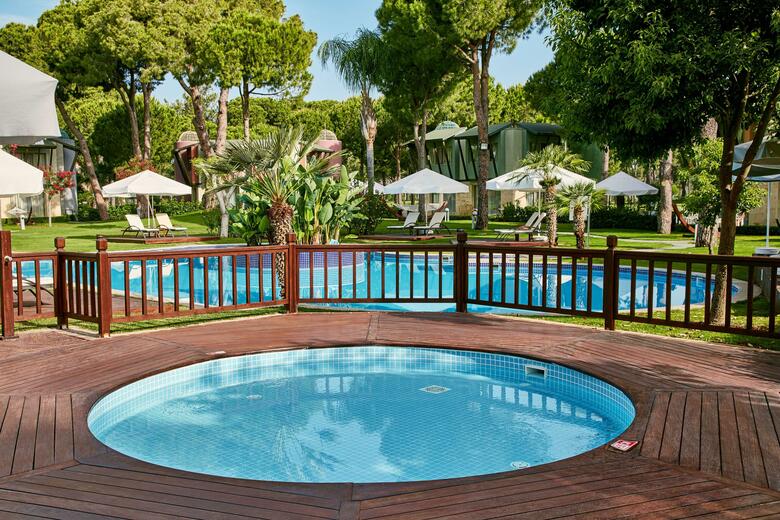 Hotel Gloria Verde Resort
