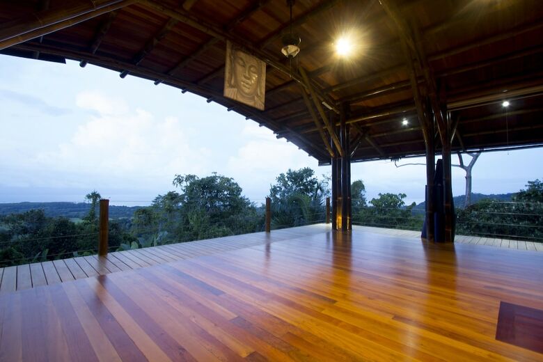 Hotel Whales  And  Dolphins