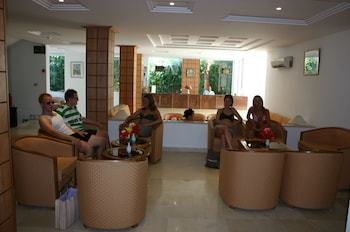Hotel Emira
