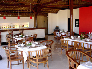 Hotel The Benoa Beach Front Villas And Spa