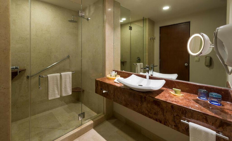 Hotel Camino Real Pedregal