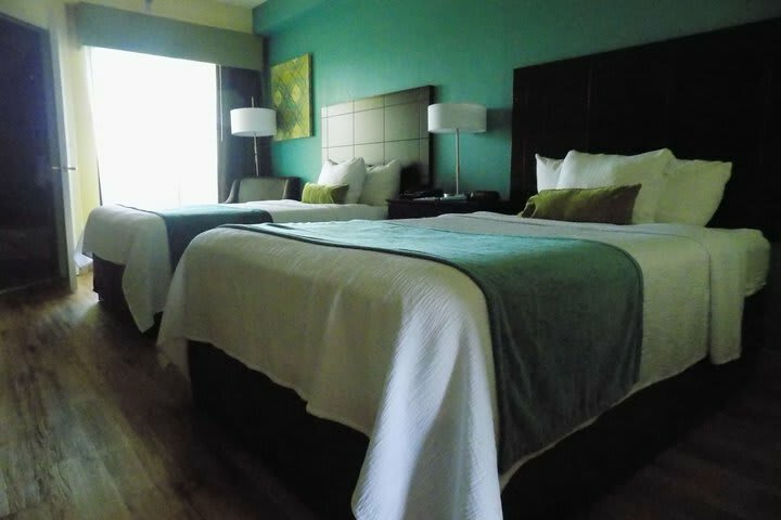 Best Western Deerfield Beach Hotel & Suites