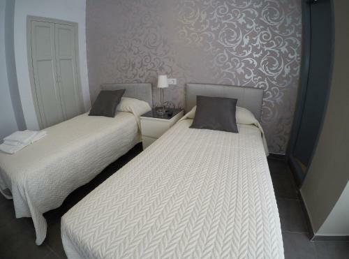 Hostal Mediterr�neo