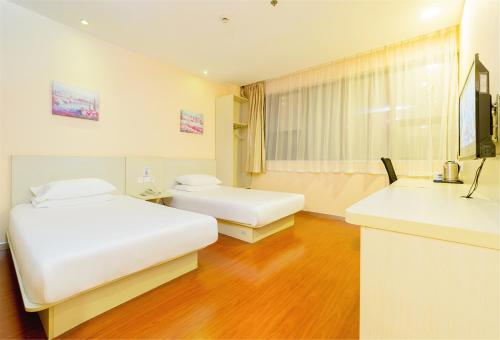 Asterisk Hotel