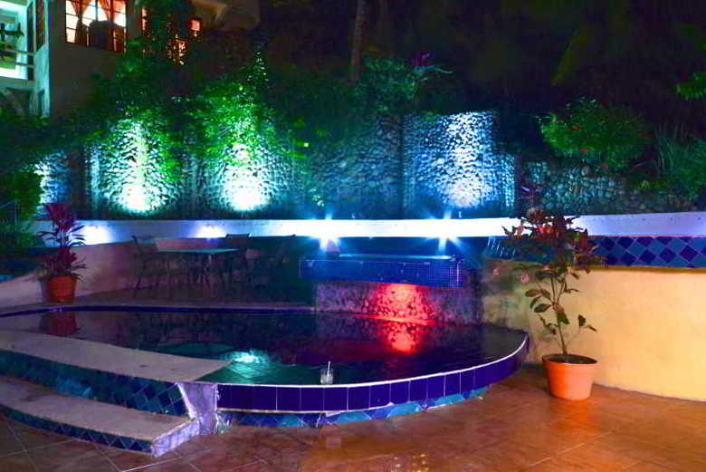 Hotel La Colina