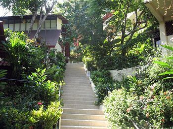 Hotel La Colina