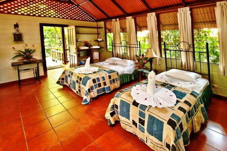 Aninga Lodge