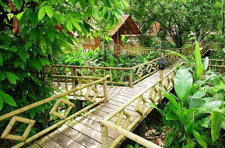 Aninga Lodge