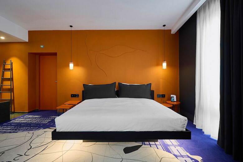 Mytale Creative Academy Hotel