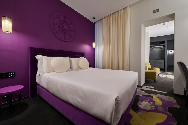 Mytale Creative Academy Hotel